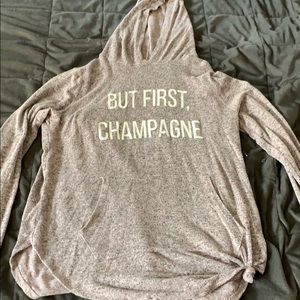 comfy light weight sweatshirt